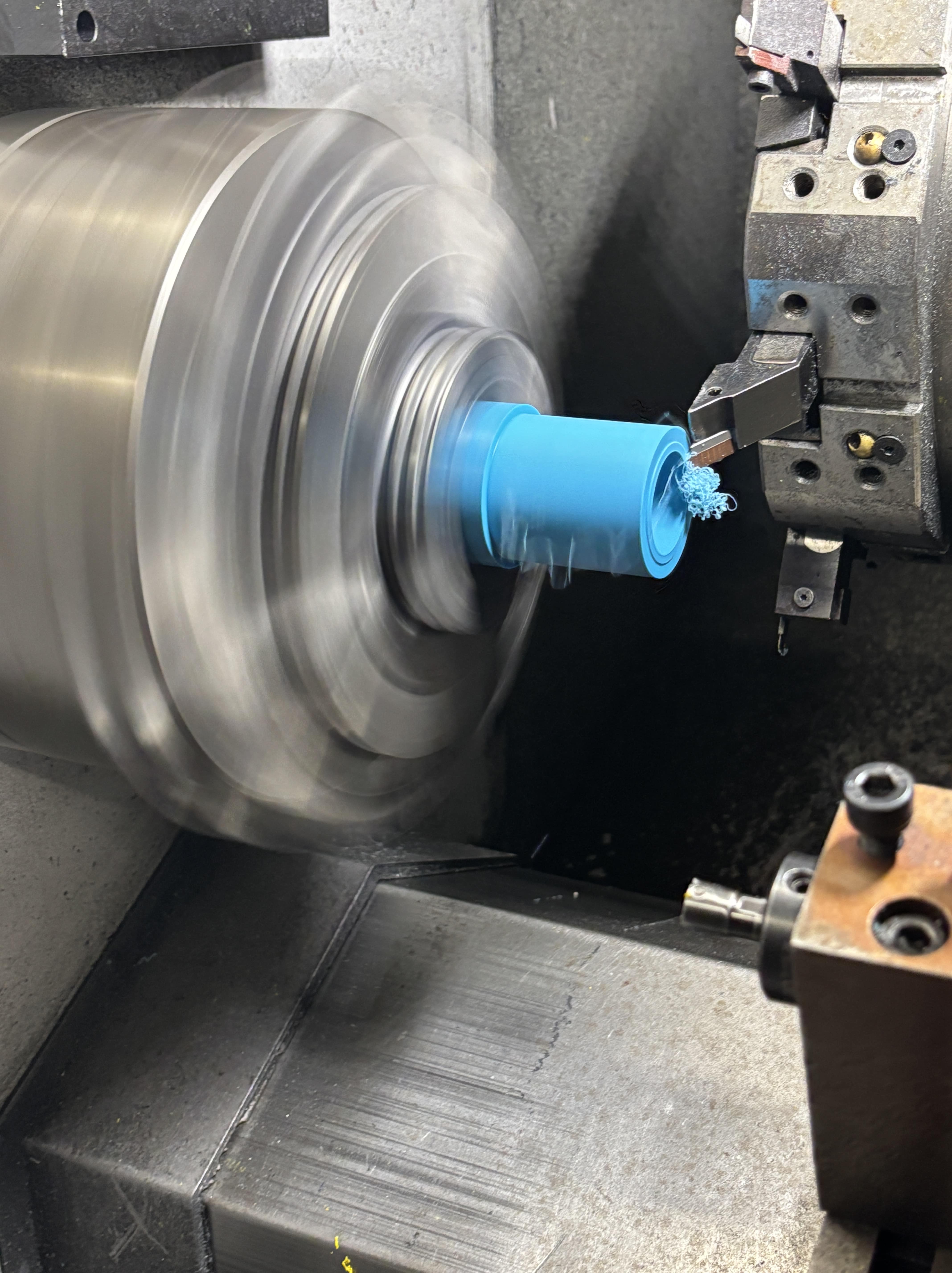 Precision Cutting of Custom Seals Using Advanced CNC Machinery